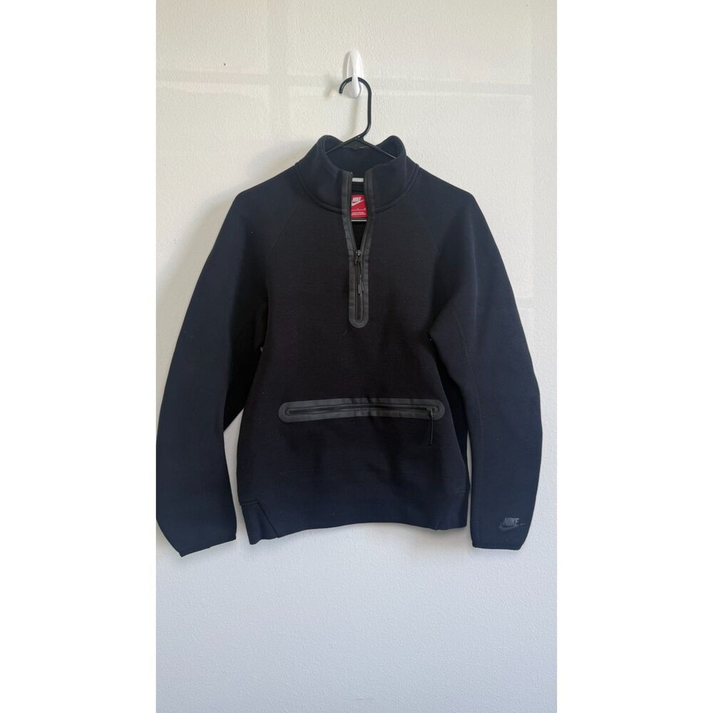 Nike Tech Fleece Women’s Small Black 1/2 Zip Pullover Jacket 544020-010